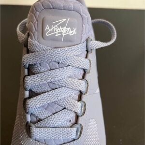 Nike zero periwinkle women’s size 8. Only worn four times.